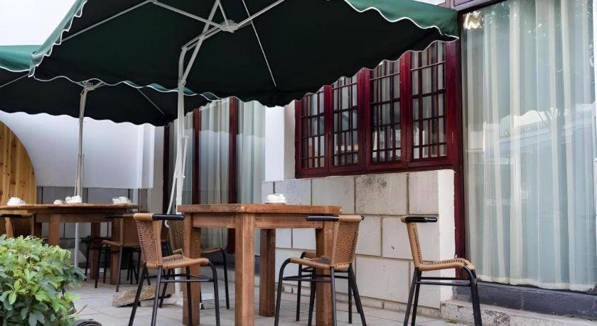 Guilin Lotus Hotel Екстериор снимка